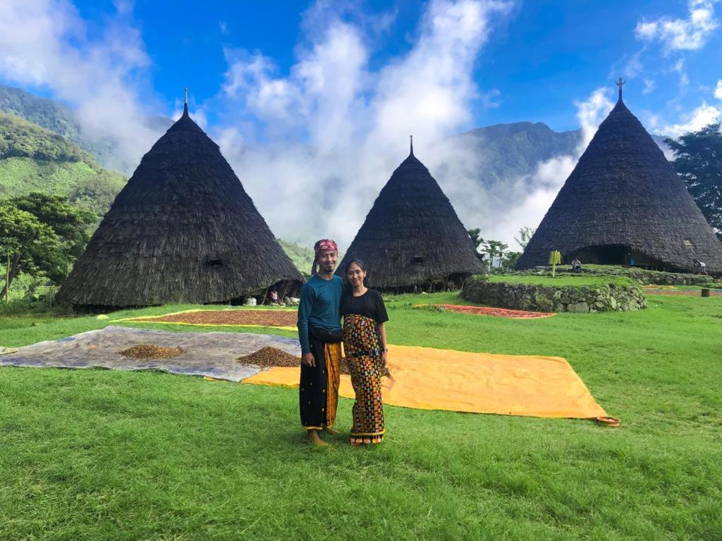 Komodoku One Love Homestay And Tour ラブハン・バジョ エクステリア 写真